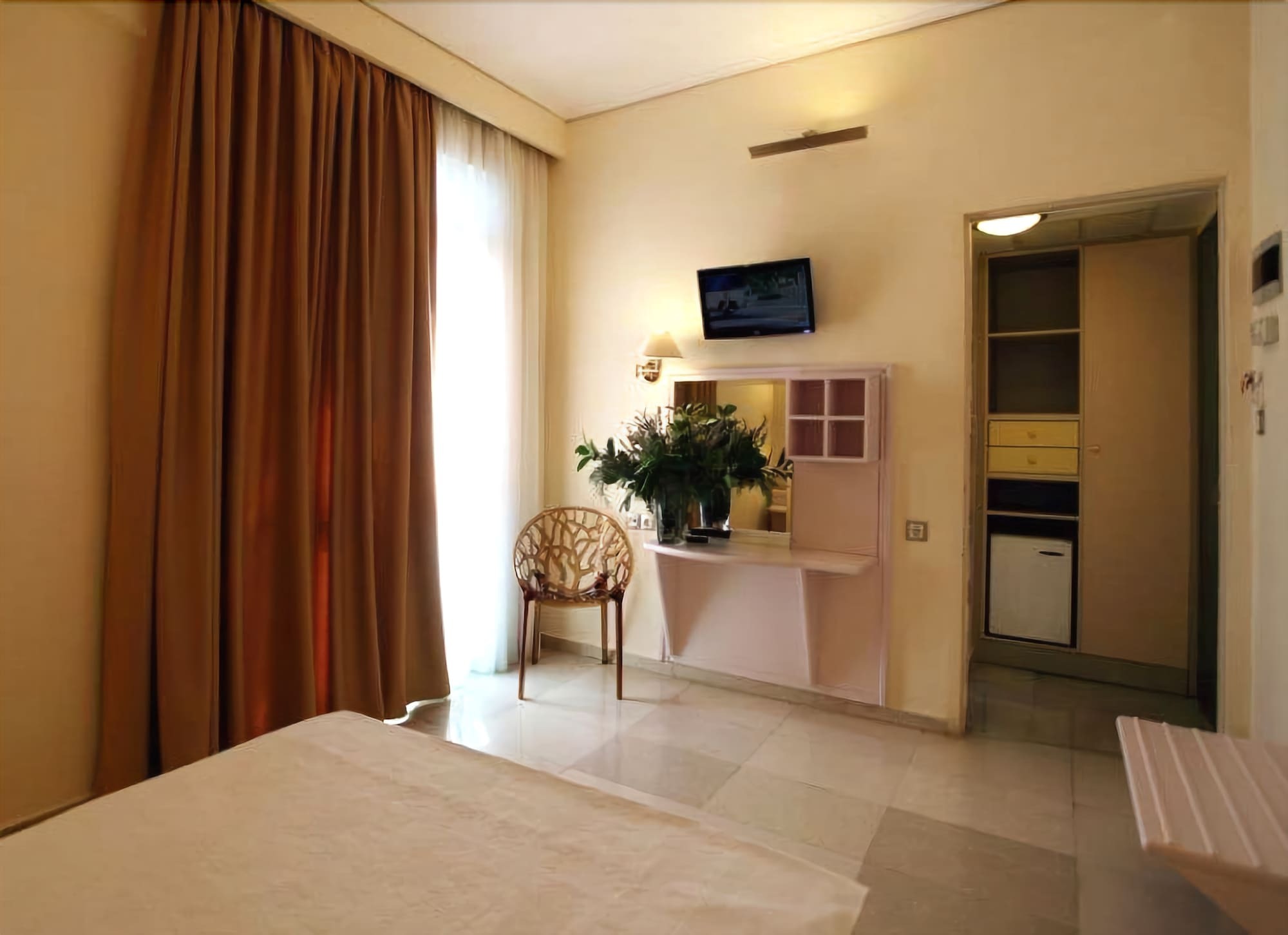 Hotel Metropol لاريسا المظهر الخارجي الصورة